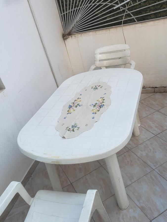 Hostel Oakland Tiran Dış mekan fotoğraf