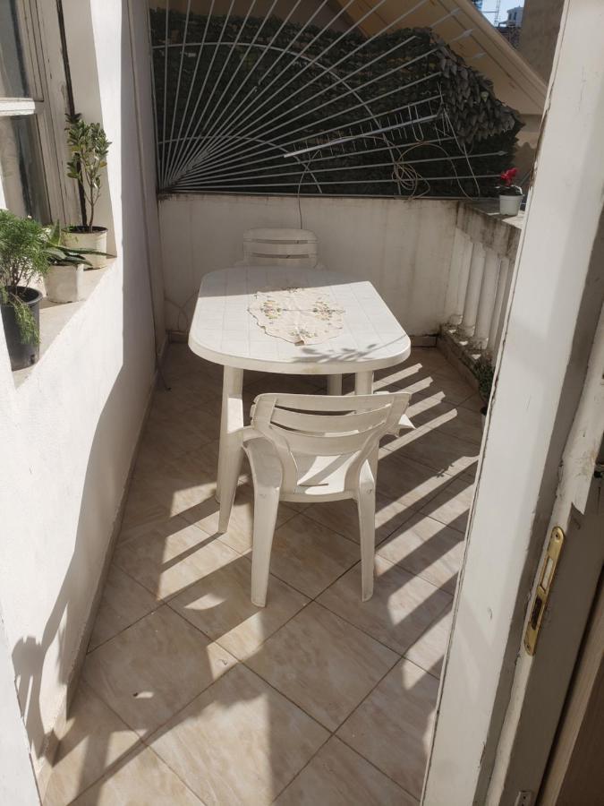 Hostel Oakland Tiran Dış mekan fotoğraf