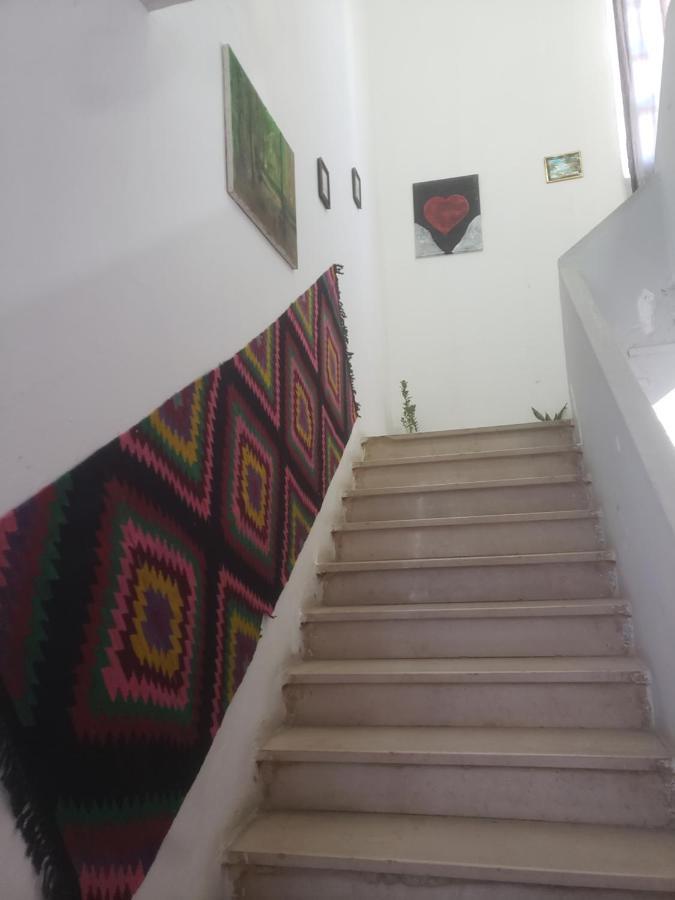 Hostel Oakland Tiran Dış mekan fotoğraf